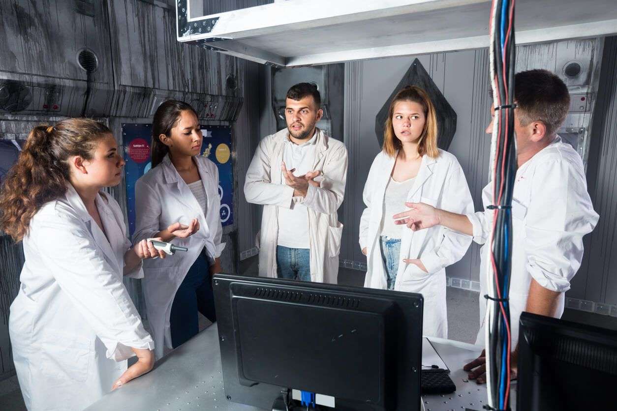 Top 6 Puzzle Ideas for Escape Rooms