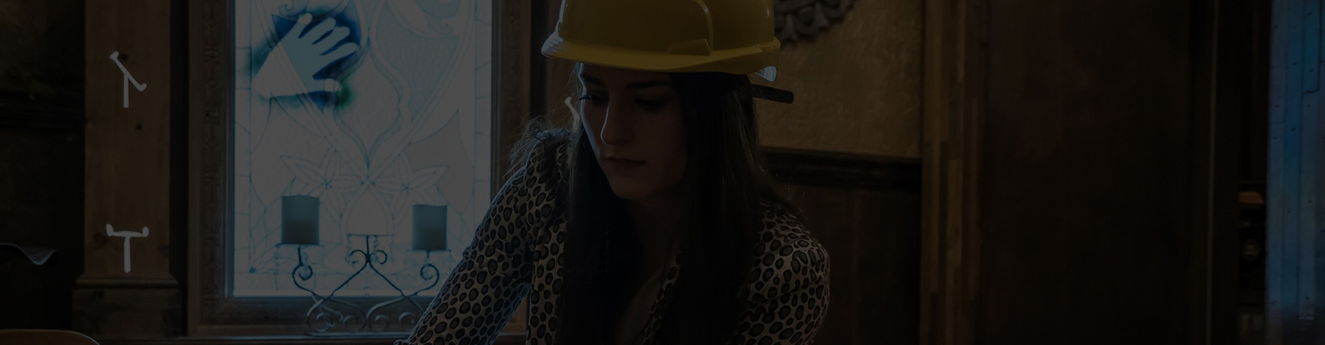 Family enjoying escape rooms at Escape The Room Pittsburgh